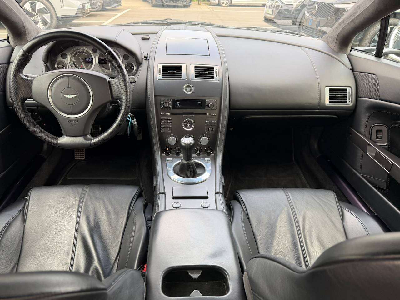 Aston Martin V8 Vantage 4.3i COMPLETE HISTORY — foto 8 van 12