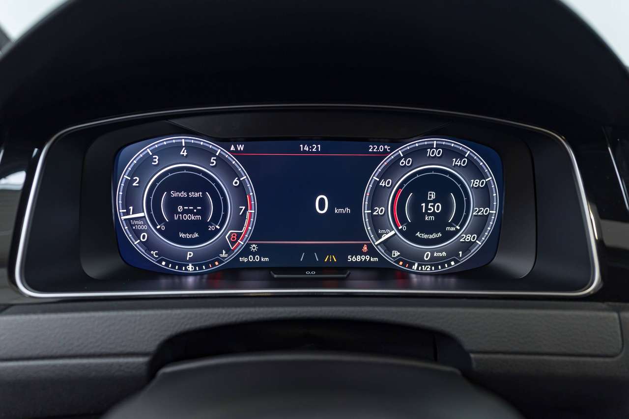 Volkswagen Golf GTI TCR|VOORKANT PPF BESCHERMD|AKRAPOVIC|PANO|CARBON|DYN-AUDIO-SYSTEEM|CAMERA|ZETELVERW.|ACC|LA|GARANTIE| — foto 25 van 25