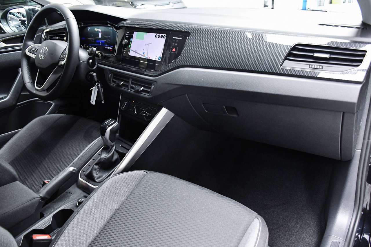 Volkswagen Taigo Taigo 1.0 TSI Life Business DSG - NAVIGATIE VIA SMARTLINK / PDC / AIRCO — foto 7 van 19