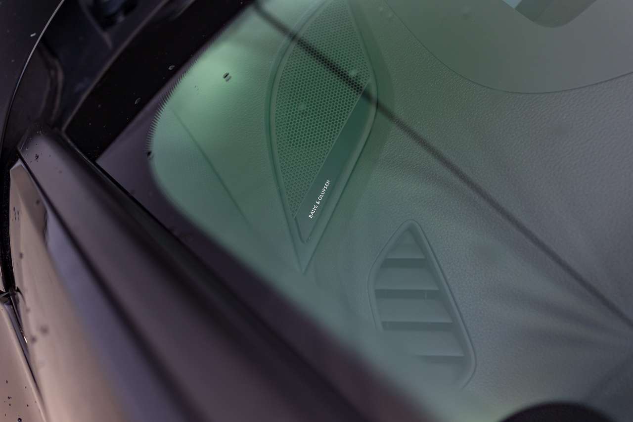 Audi RS4 QUATTRO|CERAMIC|CARBON|360°|B&O|PANO|ALCANTARA| — foto 12 van 25