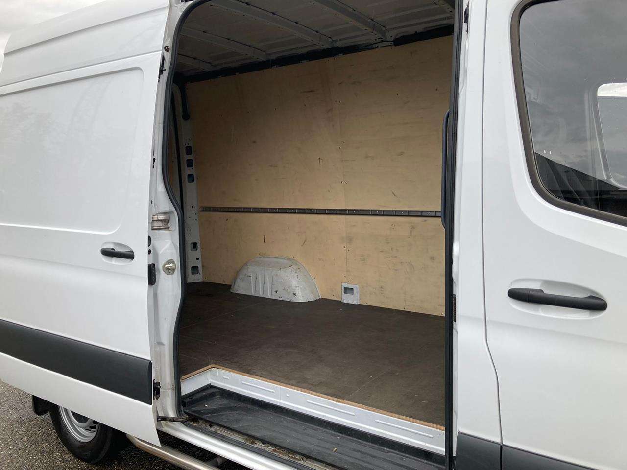 Mercedes-Benz Sprinter 315 CDI L2H2 / Car Play / Camera / 23.000€ NET — foto 10 van 14