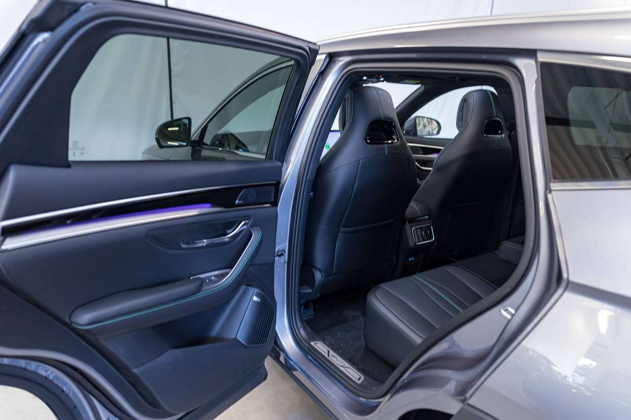 BYD Seal U ONMIDDELIJK LEVERBAAR! | COMFORT | LONG RANGE |128KM BEREIK | pHEV | PANO | ACC | LA | — foto 14 van 25