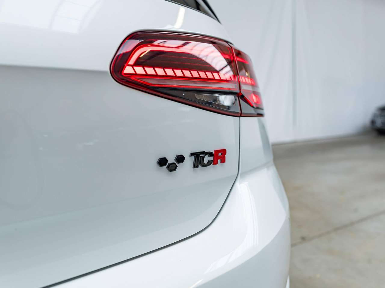 Volkswagen Golf GTI TCR|PANO|ALCANTARA|CAMERA|KEYLESS|ACC|LA|ZETELVERW.|GARANTIE| — foto 15 van 25