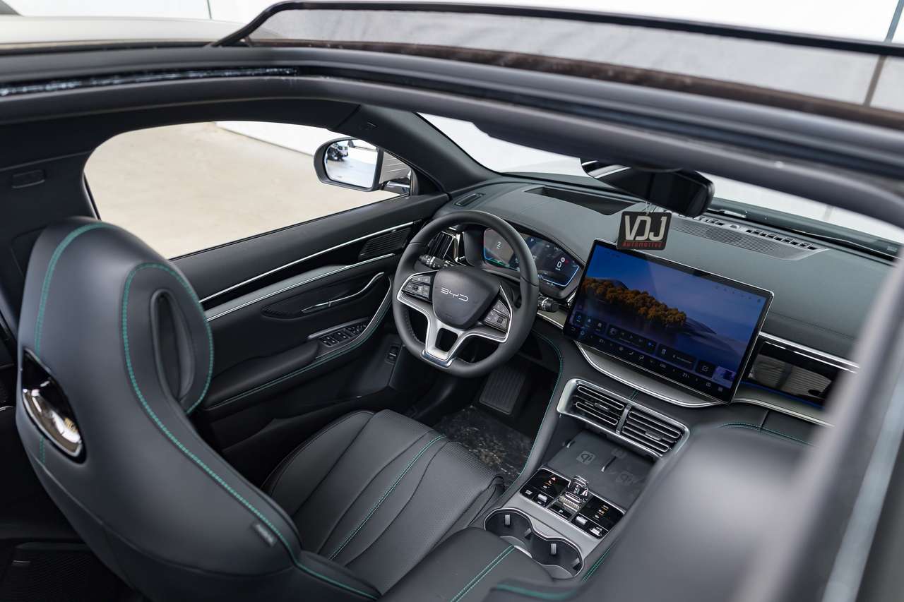 BYD Seal U ONMIDDELIJK LEVERBAAR!|BYD Seal U BOOST | BOUNDLESS GREY | pHEV | PANO | ACC | LA | 360° | — foto 6 van 25