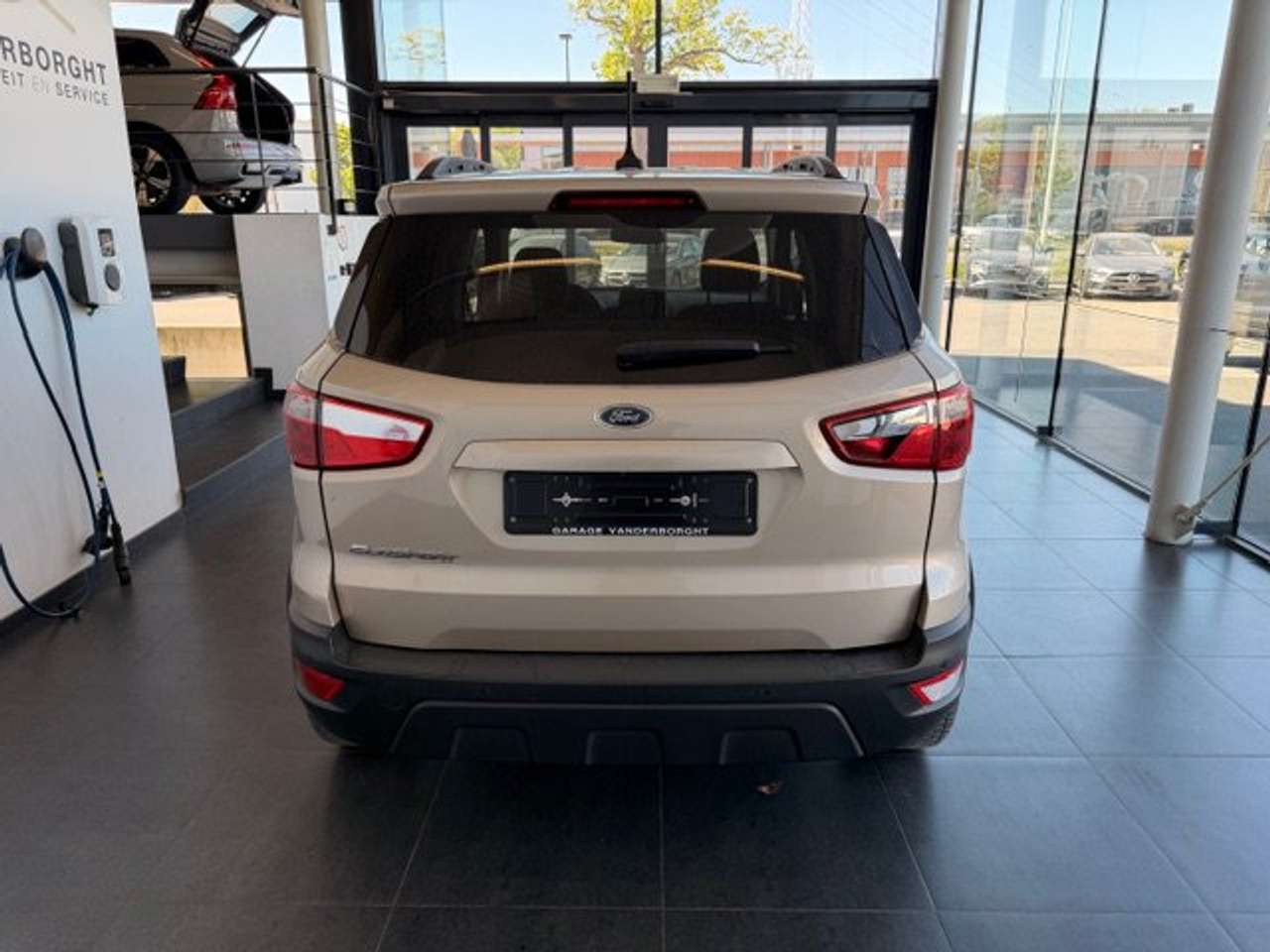 Ford EcoSport TREND BENZINE 76000KM — foto 5 van 20
