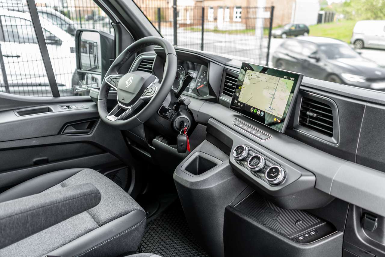 Renault Master 2.0dCi L3H2 - Automaat - Navigatie - 33.000excl — foto 11 van 13
