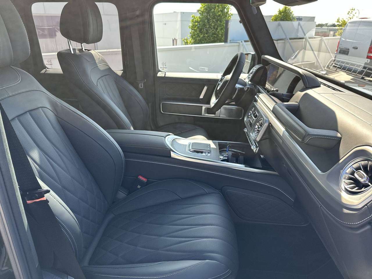 Mercedes-Benz G 580 580 EQ AMG Superior Line Interior Nightpakket 1en 2 — foto 11 van 19