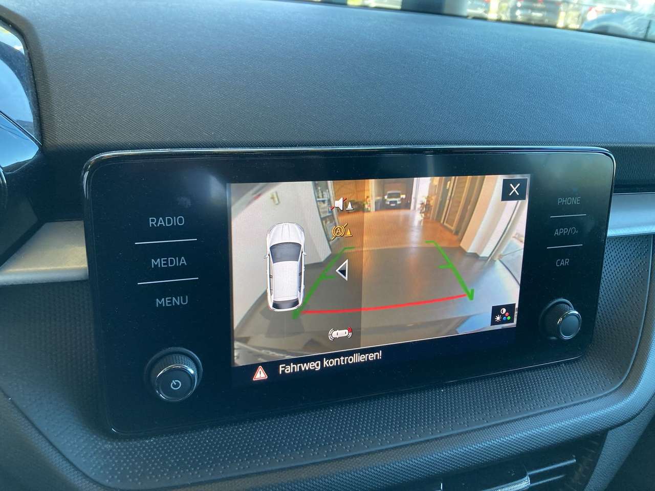 Skoda Fabia 1.0TSI BENZINE  AUTOMAAT MET SLECHTS 17000KM!!!!! — foto 13 van 23