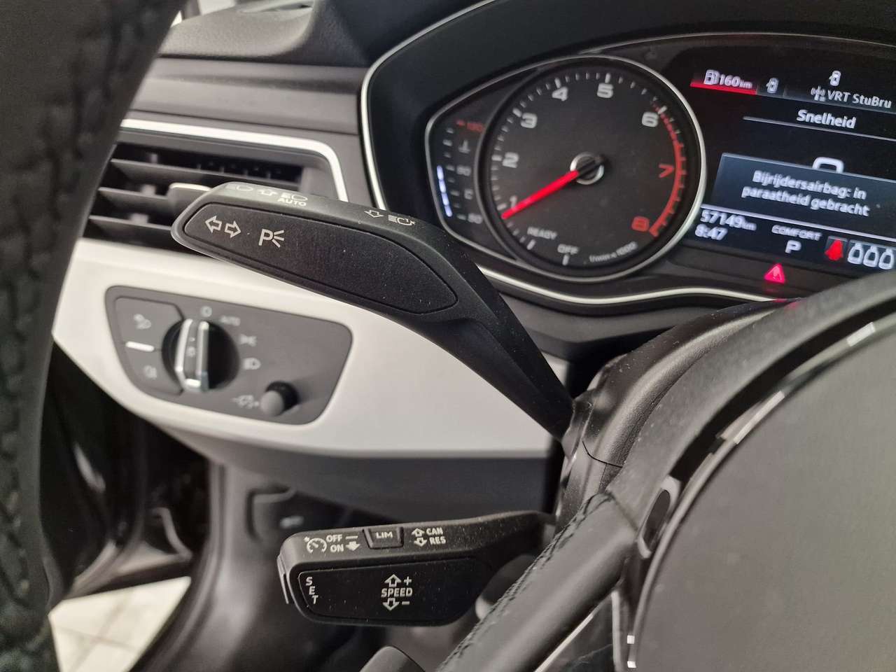 Audi A4 S-LINE HYBRID BENZINE AUTOMAAT 57000KM!!! — foto 13 van 16