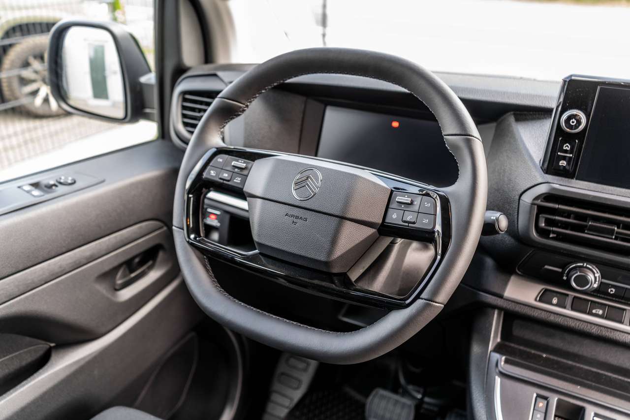 Citroen Jumpy 2.2HDi XL- Automaat - LED/ Camera/ Winter Pack - 28.800 ex BTW — foto 13 van 17