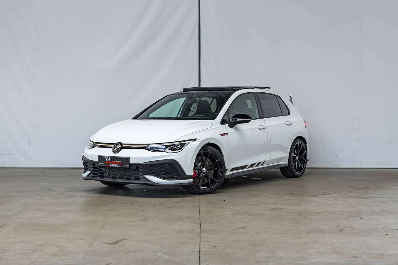 Volkswagen Golf GTI CLUBSPORT|AKRAPOVIC|PANO|HEAD-UP|HARMAN-KARDON|IQLIGHTS|ALCANTARA|HEATEDSEATS|KEYLESS|ACC|LA|GARANTIE|