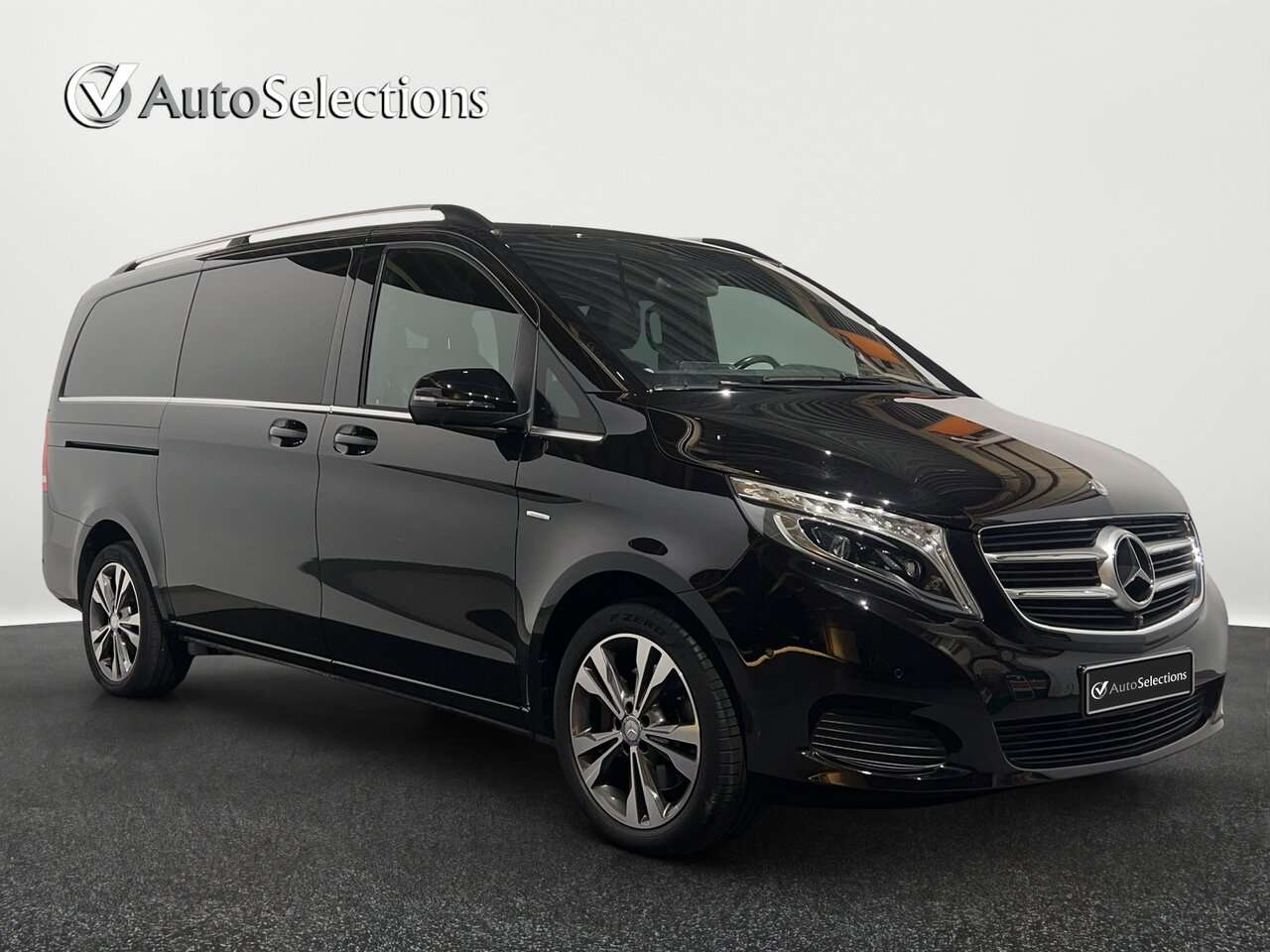 Mercedes-Benz V 250 AMG/7 plaatsen/ Avangarde/360/Leder — foto 6 van 24