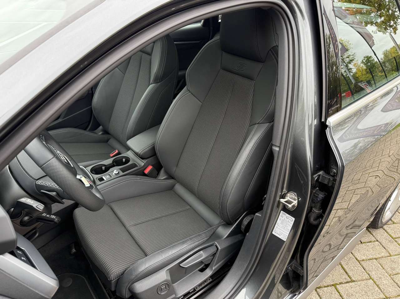 Audi A3 1.5 35 TFSI S-LINE INT/EXT SONOS PANODAK CARPLAY — foto 18 van 18