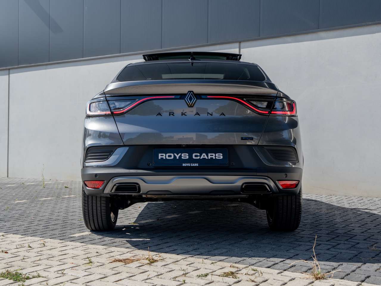 Renault Arkana Arkana E-TECH 1.6i Alpine Edition FULL-OPTION - PANORAMA/CAMERA/ADAP CRUISE CONTROL/KEYLESS/BOSE SOUND SYSTEEM/LED — foto 6 van 24