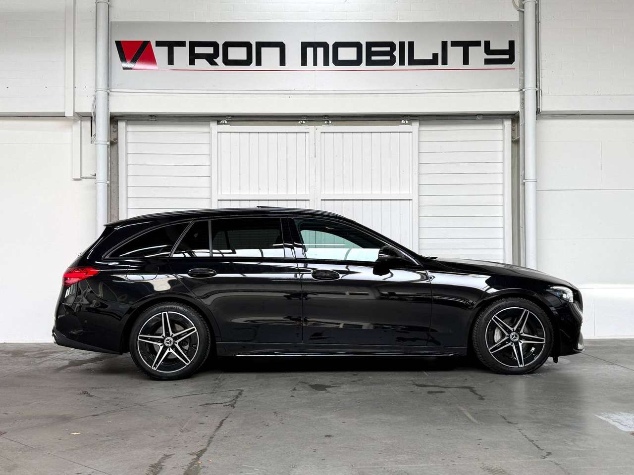 Mercedes-Benz C 180 T Break AMG Line MEMORY*CARPLAY*360CAMERA*TREKHAAK*PANO*ACC*TREKHAAK — foto 3 van 25