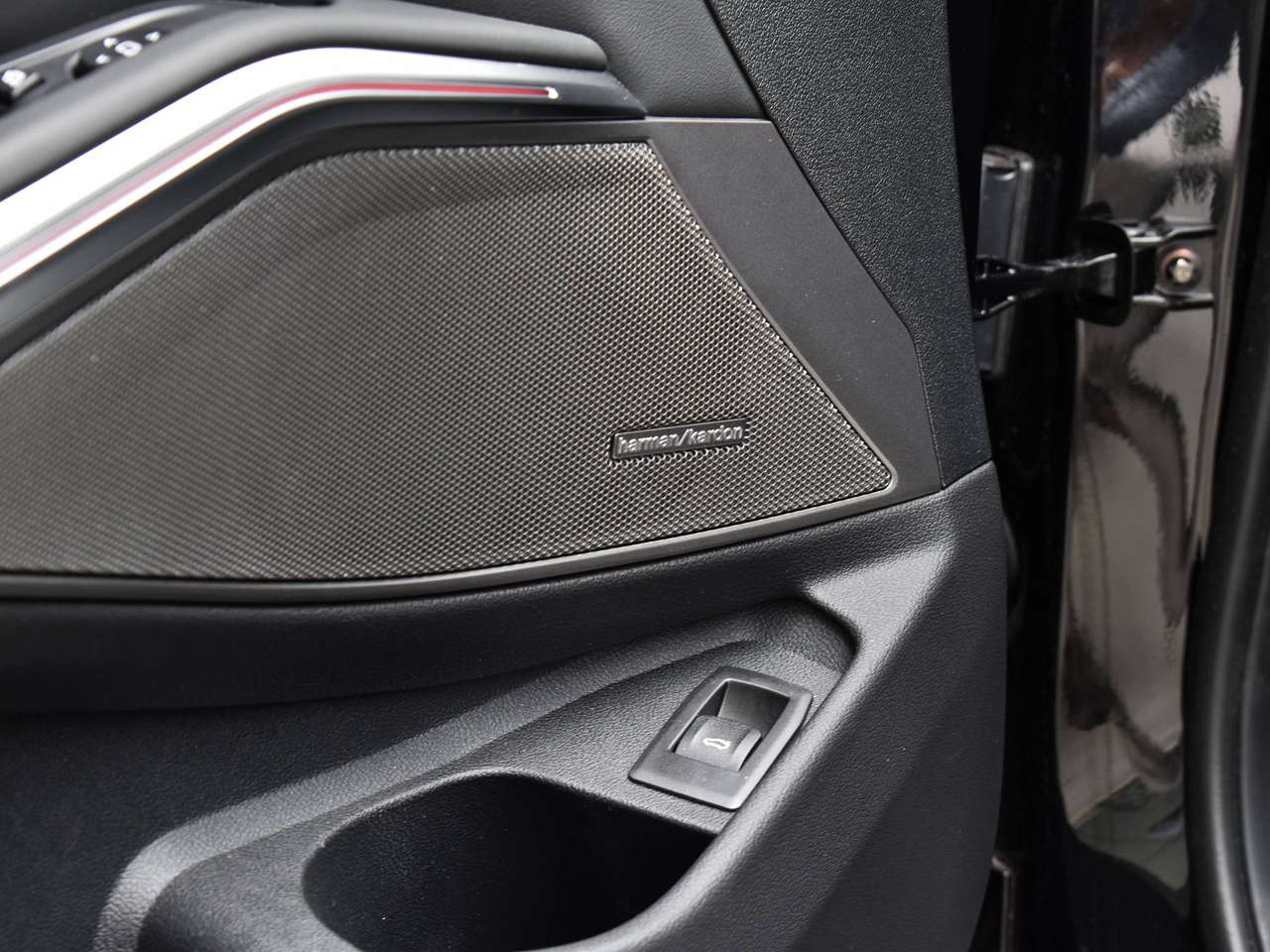 BMW M3 CS Touring / FULL CARBON / BLACK SAPPHIRE — foto 14 van 25