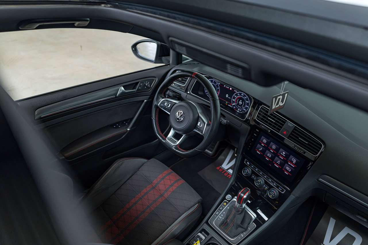 Volkswagen Golf GTI TCR|PANO|ALCANTARA|CAMERA|KEYLESS|ACC|LA|ZETELVERW.|GARANTIE| — foto 6 van 25