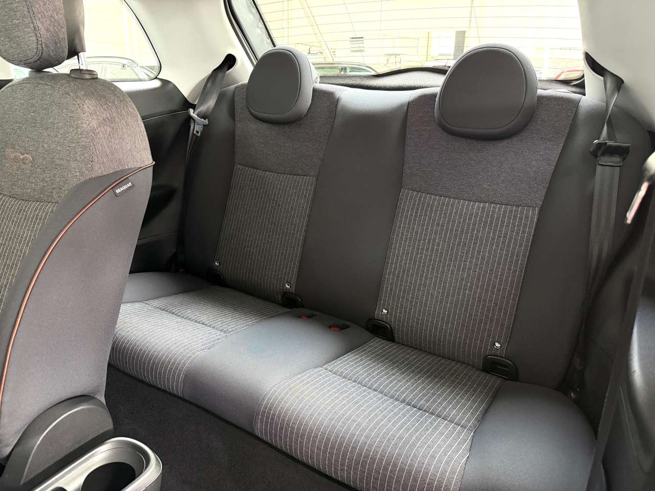 Fiat 500e Icon 24kWh BAT SoH 94% DAB*NAVI*CARPLAY*CC*LANEASS*AAC — foto 14 van 25