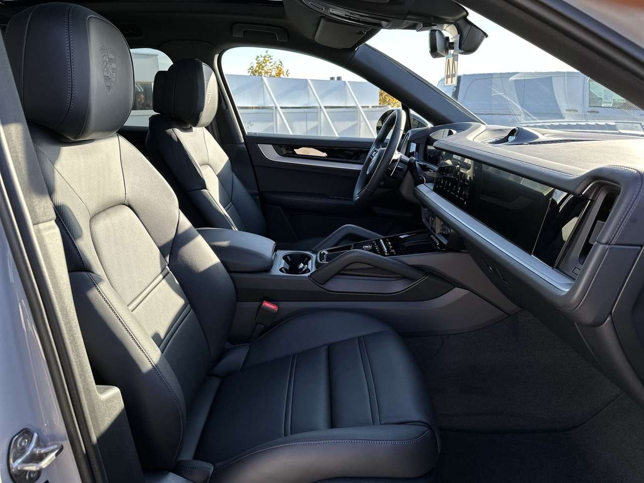 Porsche Cayenne coupé/E-Hybr NIEUW MODEL/36gr Co2/CATALOGUSPRIJS: 160.950 EURO - 10%/LUCHTV/LED — foto 11 van 16