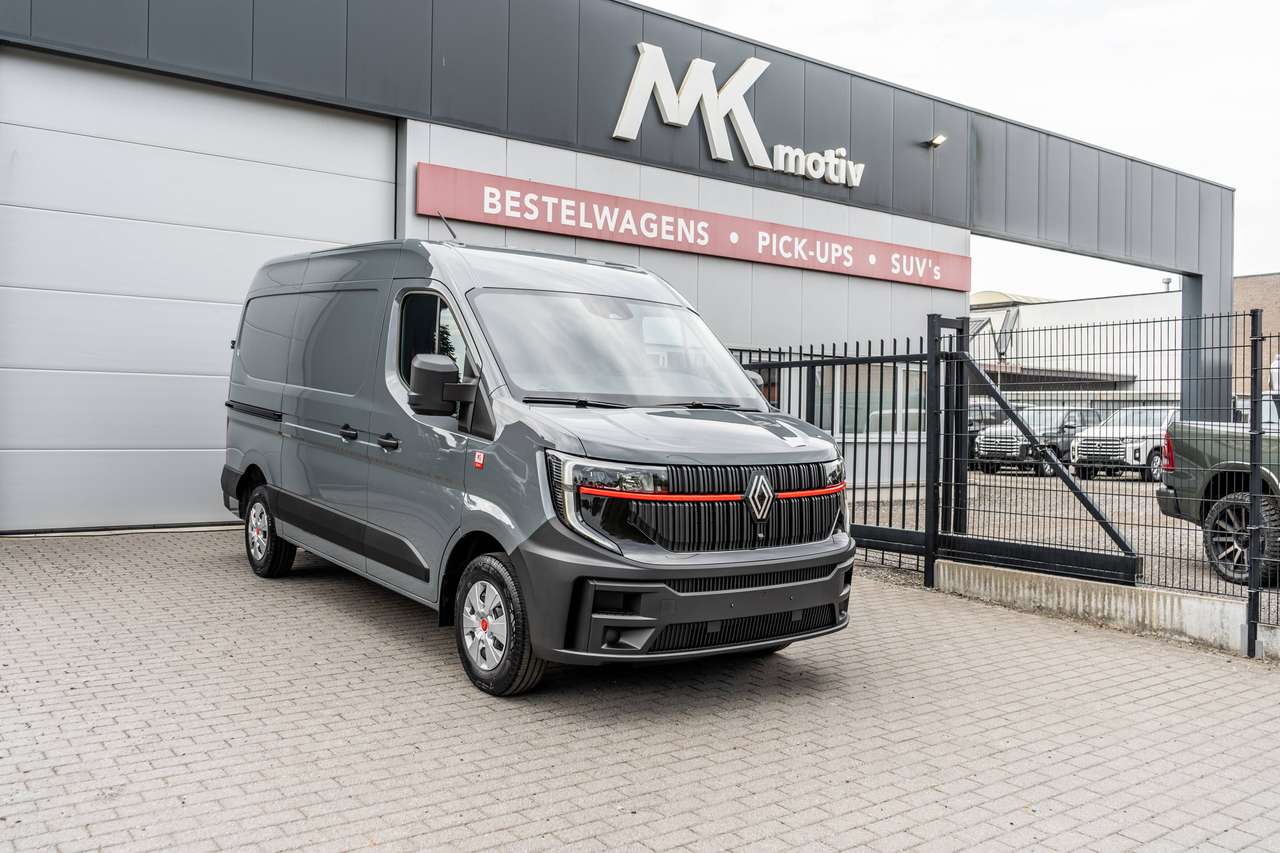 Renault Master 2.0dCi L2H2 - Automaat - Navigatie - 34.700excl — foto 16 van 17