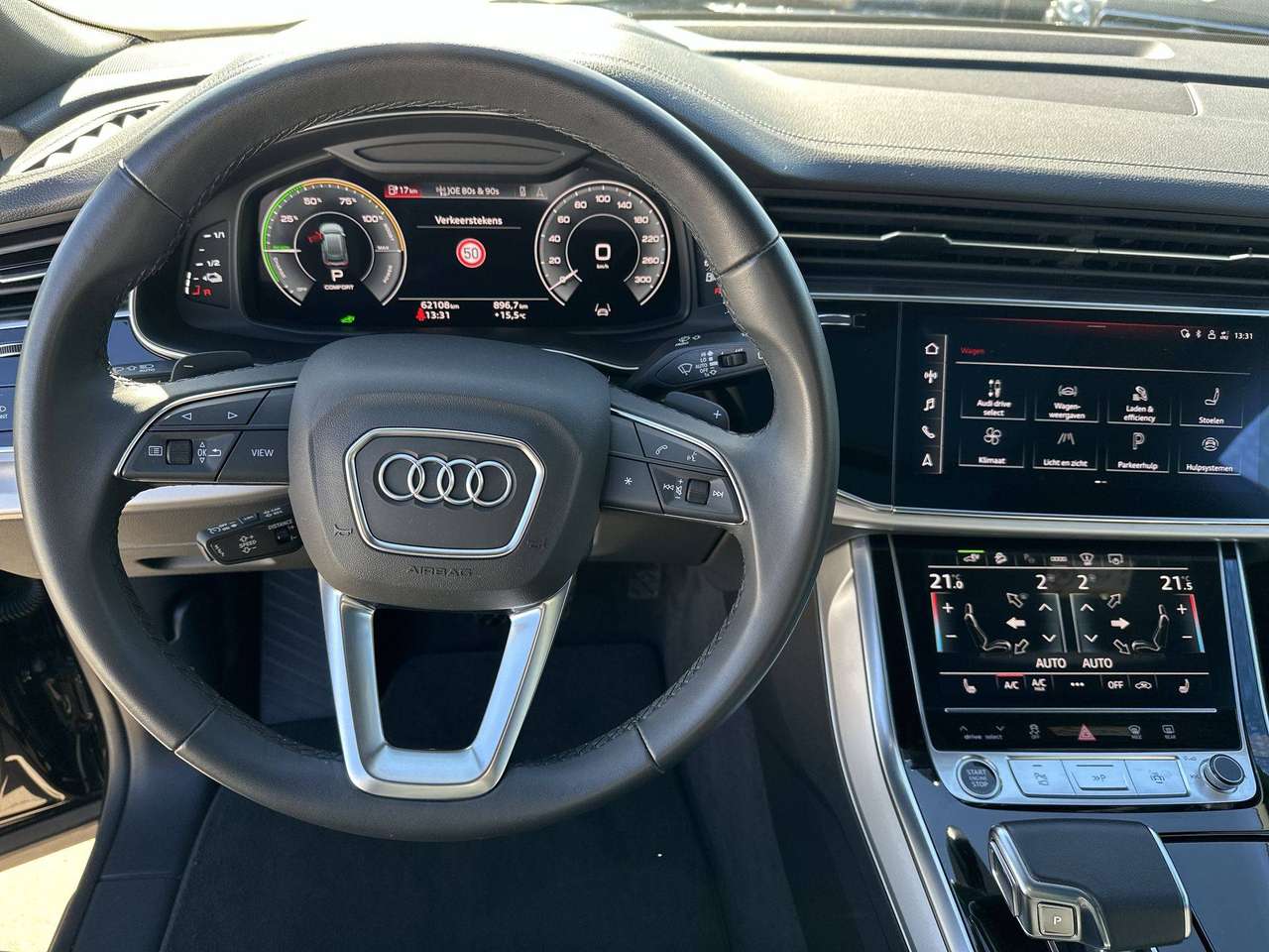 Audi Q8 PHEV 55 TFSI e Quattro Tiptronic (EU6AP) S- LINE PANO DAK HEAD-UP ADAPTIVE CRUISE CONTROL — foto 13 van 19