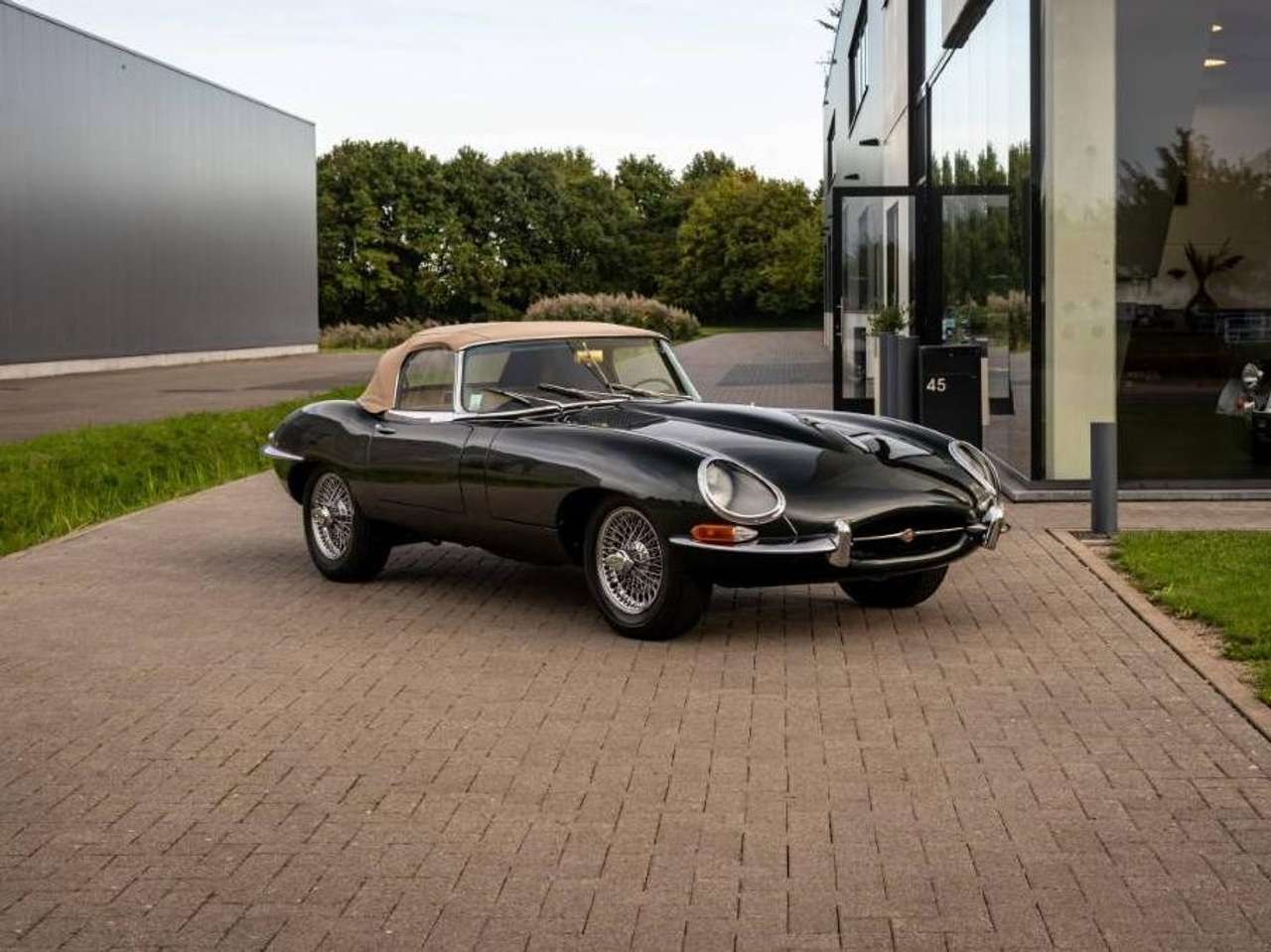 Jaguar E-Type 4.2 Cabrio