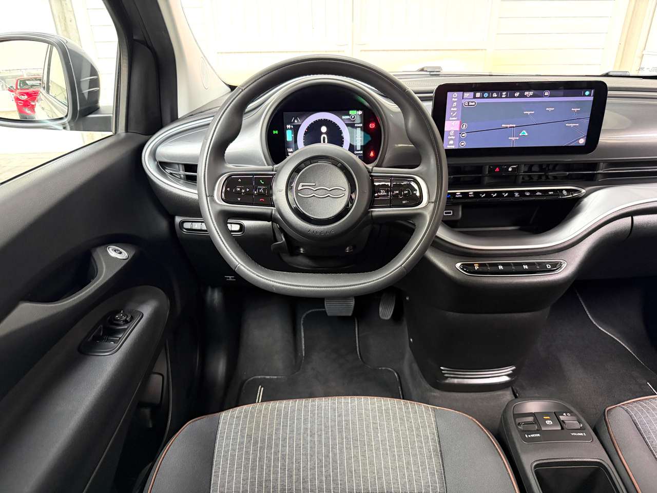 Fiat 500e Icon 24kWh BAT SoH 94% DAB*NAVI*CARPLAY*CC*LANEASS*AAC — foto 10 van 25