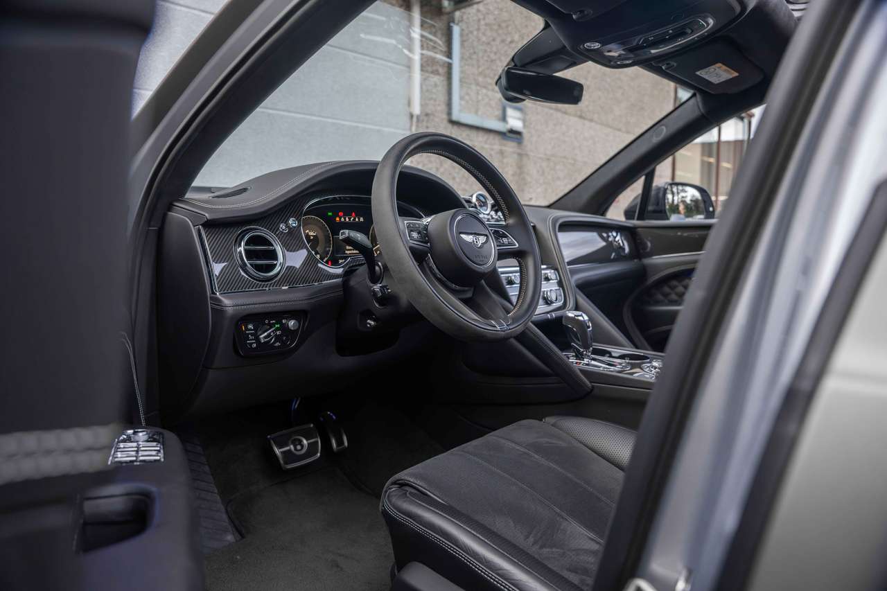Bentley Bentayga 4.0 V8 S Black Edition MATRIX/PANO/NAIM/HUD/ACC/360°/NIGHTVISION — foto 12 van 25