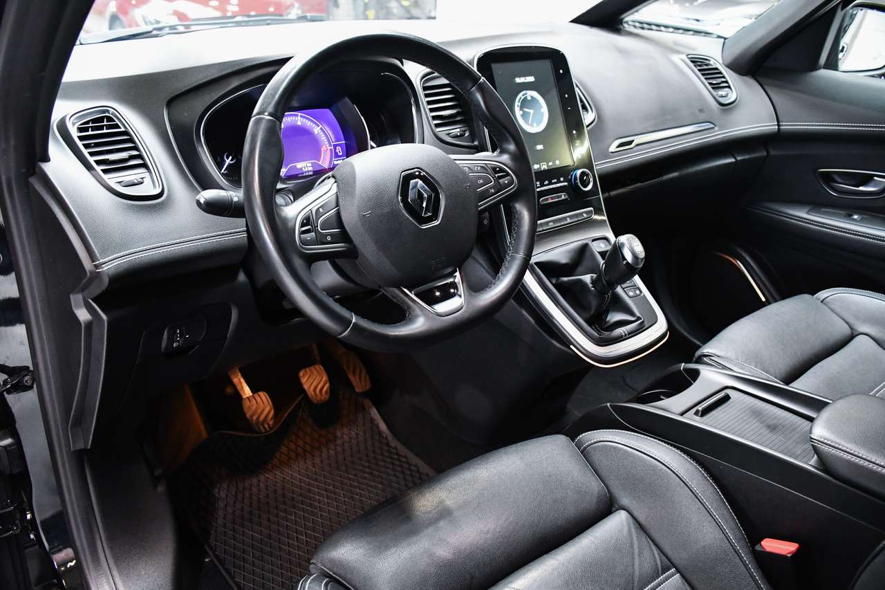 Renault Grand Scenic Grand Scénic 1.33 TCe Intens 7pl - LEDER / PANO / CAMERA / NAVI — foto 8 van 20