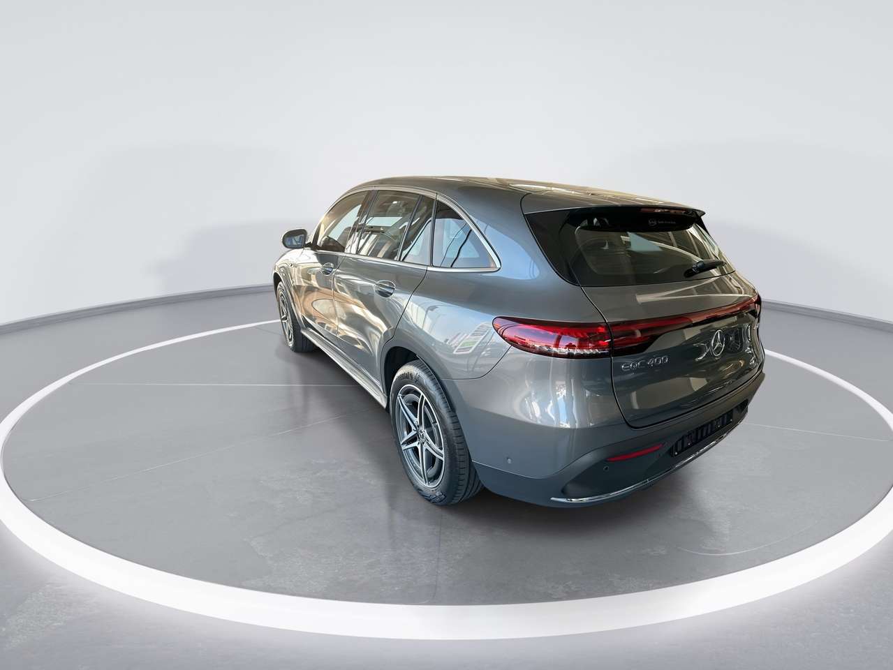 Mercedes-Benz EQC 400 4M AMG/19"/PARKASS ACHTERUITRIJCAM/MULTIBEAM/NAVI — foto 5 van 17