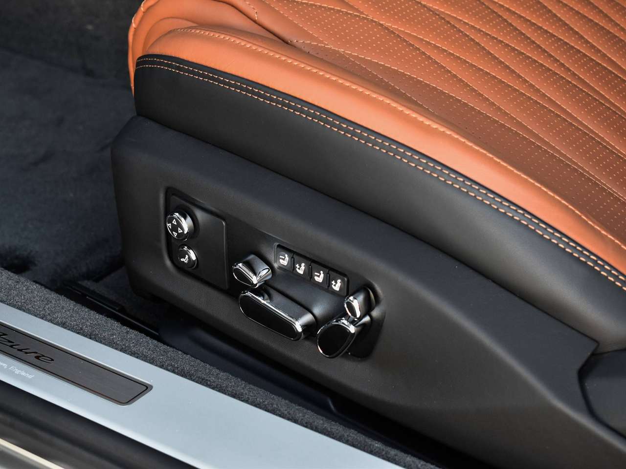 Bentley Continental GT 4.0 V8 PHEV | AZURE SPEC. | 550km/ NIEUW — foto 11 van 25