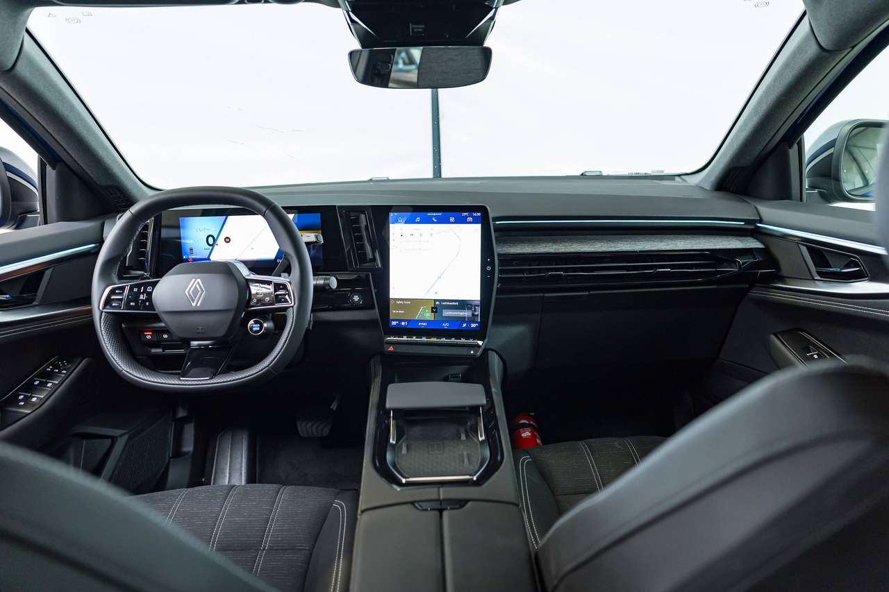 Renault Austral E-TECH HYBRID|GARANTIE|KEYLESS|HEATED-SEATS & WHEEL|ACC|LA| — foto 14 van 25