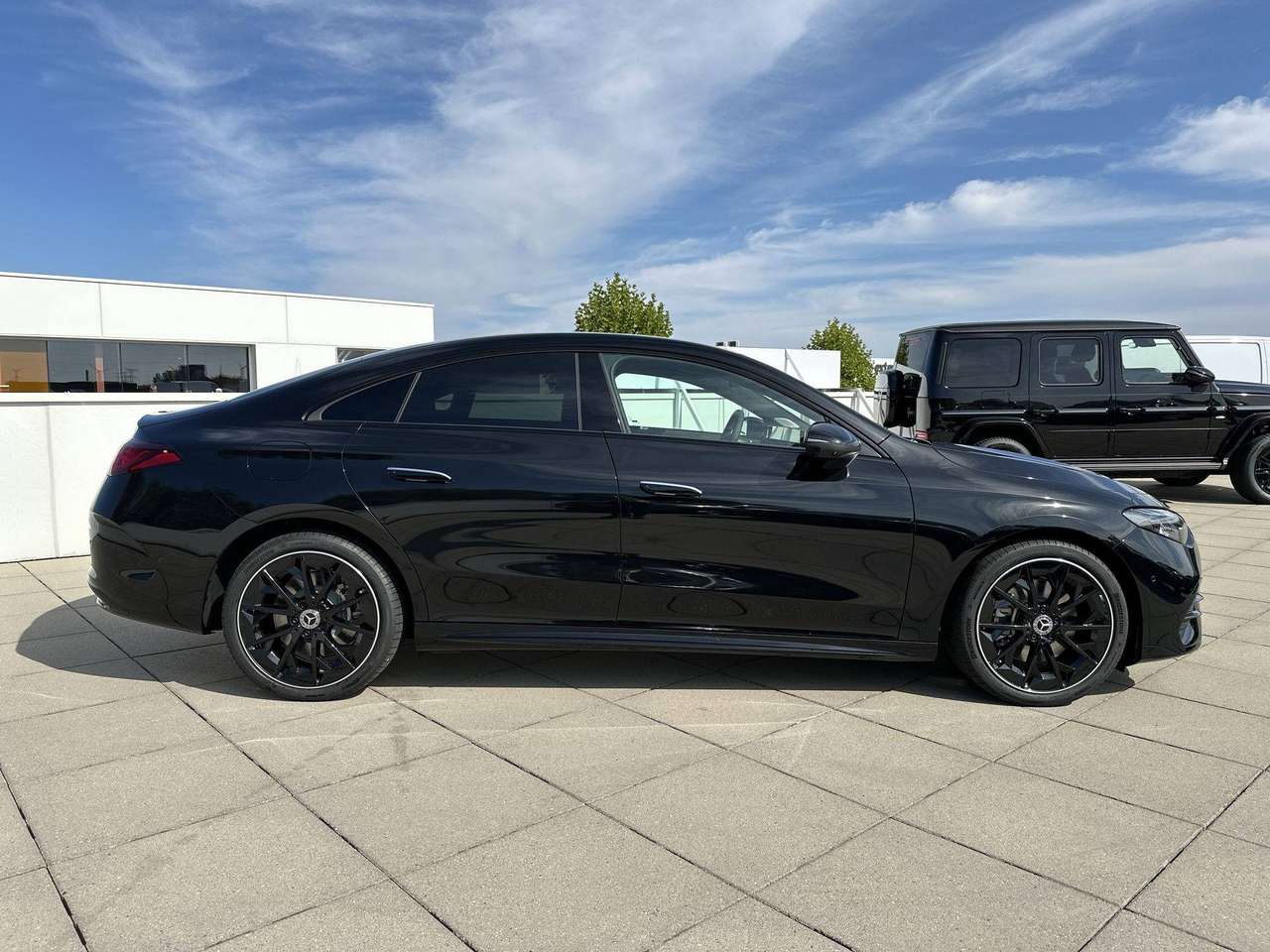 Mercedes-Benz CLA 250 + ELECTRIC AMG Line Head-up 19" Premium Plus pakket — foto 4 van 19
