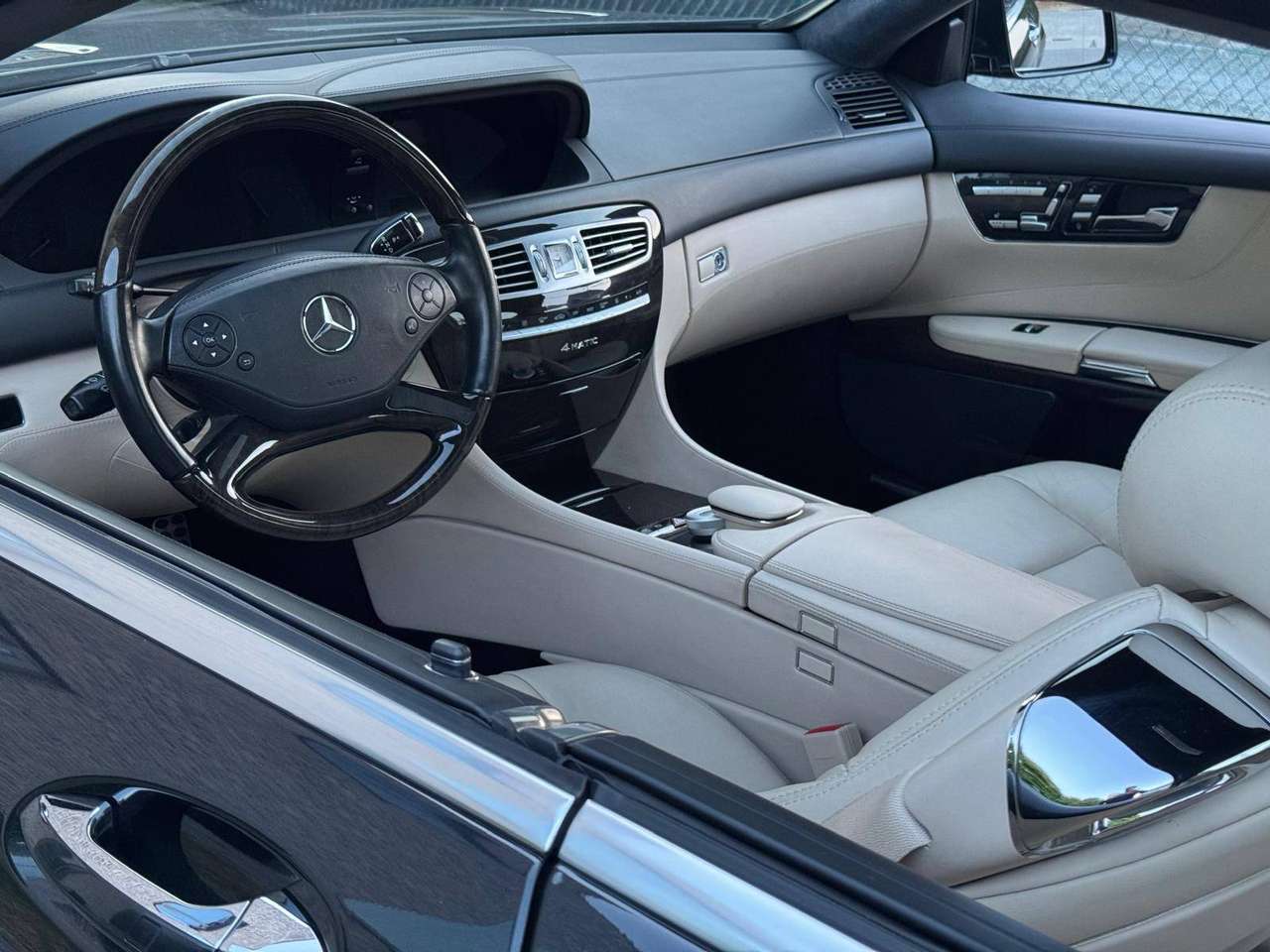 Mercedes-Benz CL 500 Coupé CL 500 4-Matic BlueEFFICIENCY — foto 6 van 20