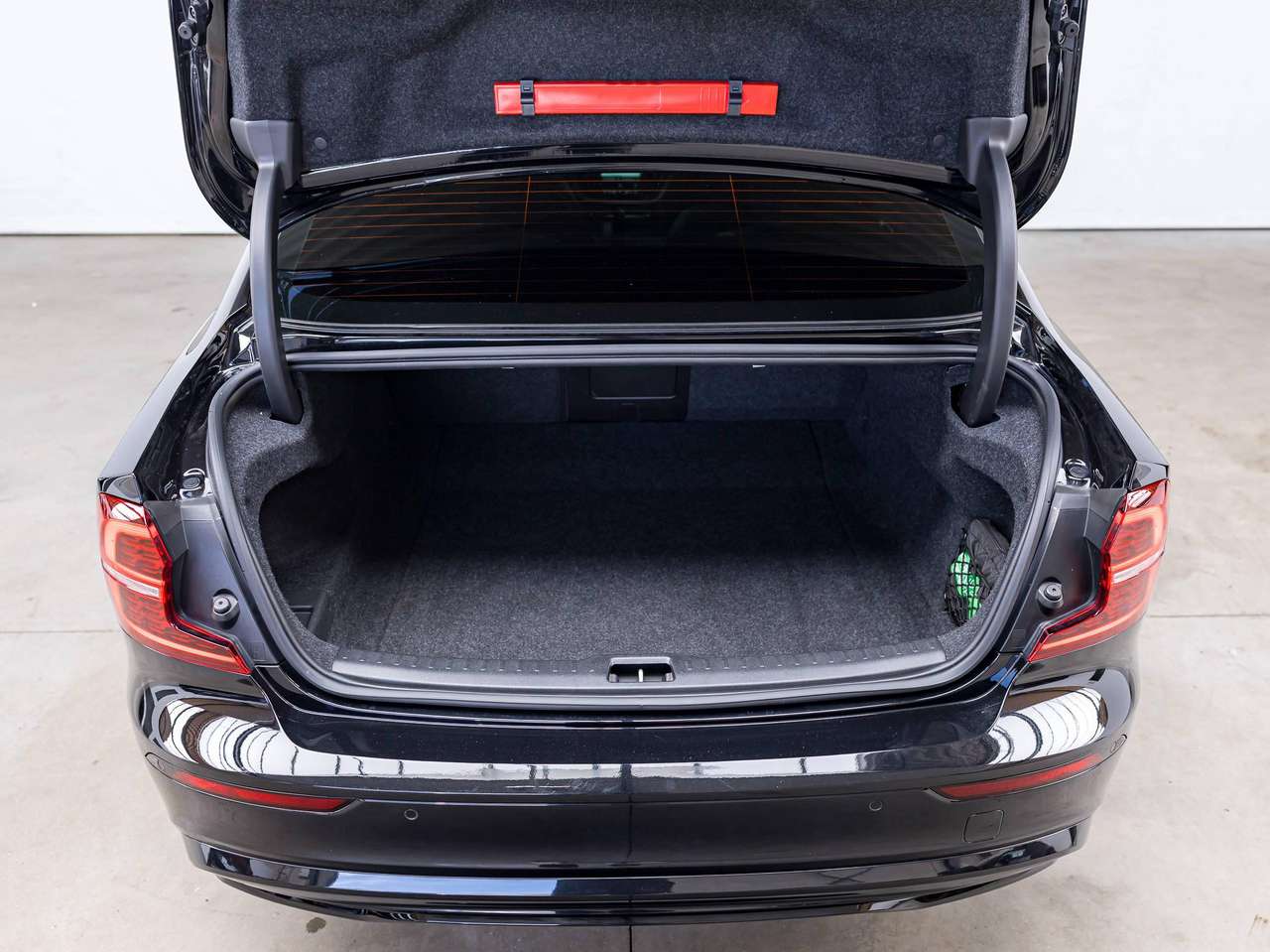 Volvo S60 B5|MHEV|PANO|HARMAN-KARDON|360°|HEAD-UP|ZETELVERW. (v/a)|SFEERVERL.|ACC|LA|GARANTIE| — foto 12 van 25