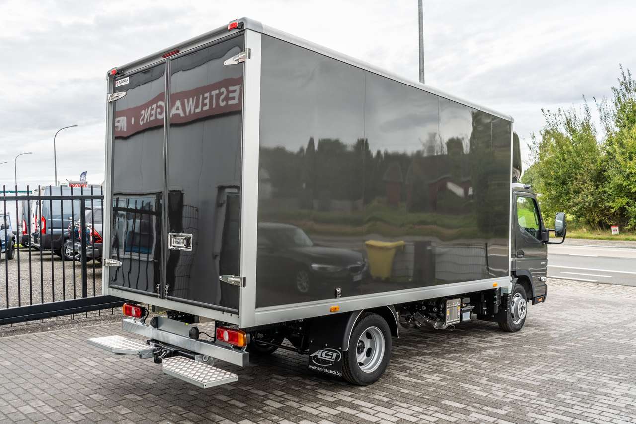 Mitsubishi Canter Meubelbak - Automaat - Trekhaak 3500kg - 53.500ex — foto 3 van 15