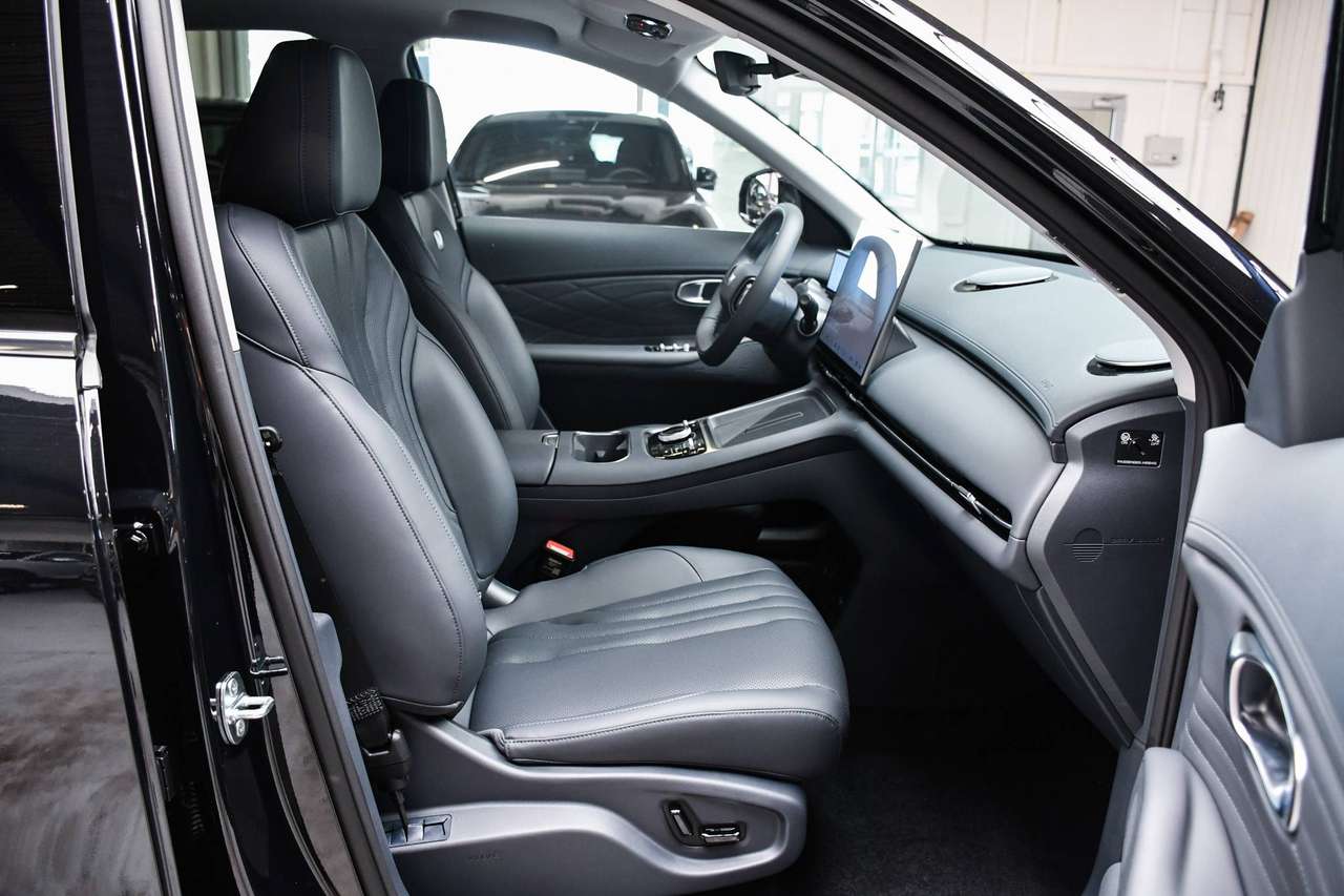 Geely Starray EM-i Pro 83km NIEUW - NAVIGATIE  / SMARTLINK / LEDER / CAMERA / ACC / BLIS / PDC — foto 6 van 20