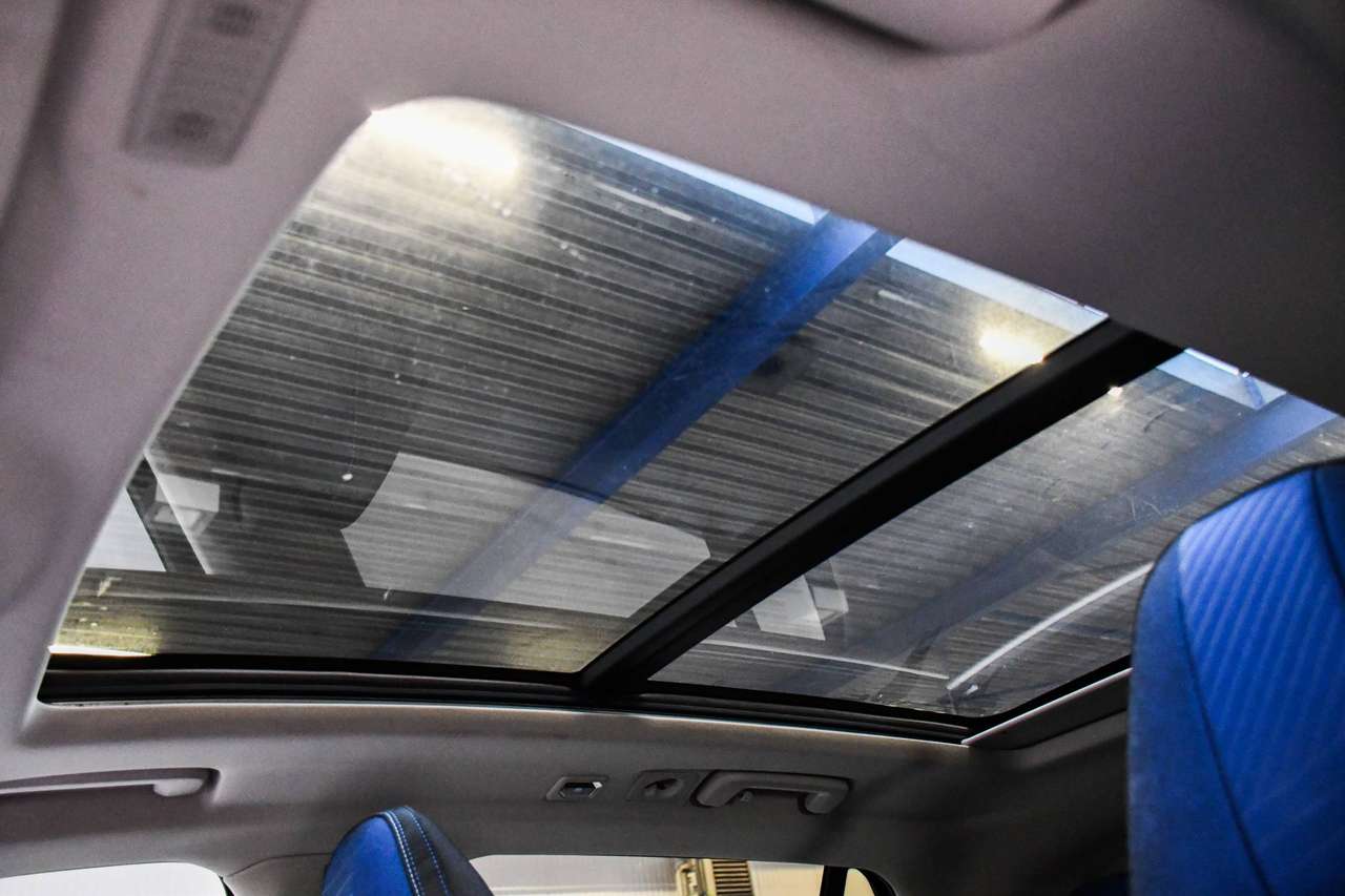 Lynk & Co 01 01 PHEV 1.5 Turbo - NAVIGATIE / OPEN-PANODAK / SMARTLINK / CAMERA / ACC / PDC — foto 4 van 17