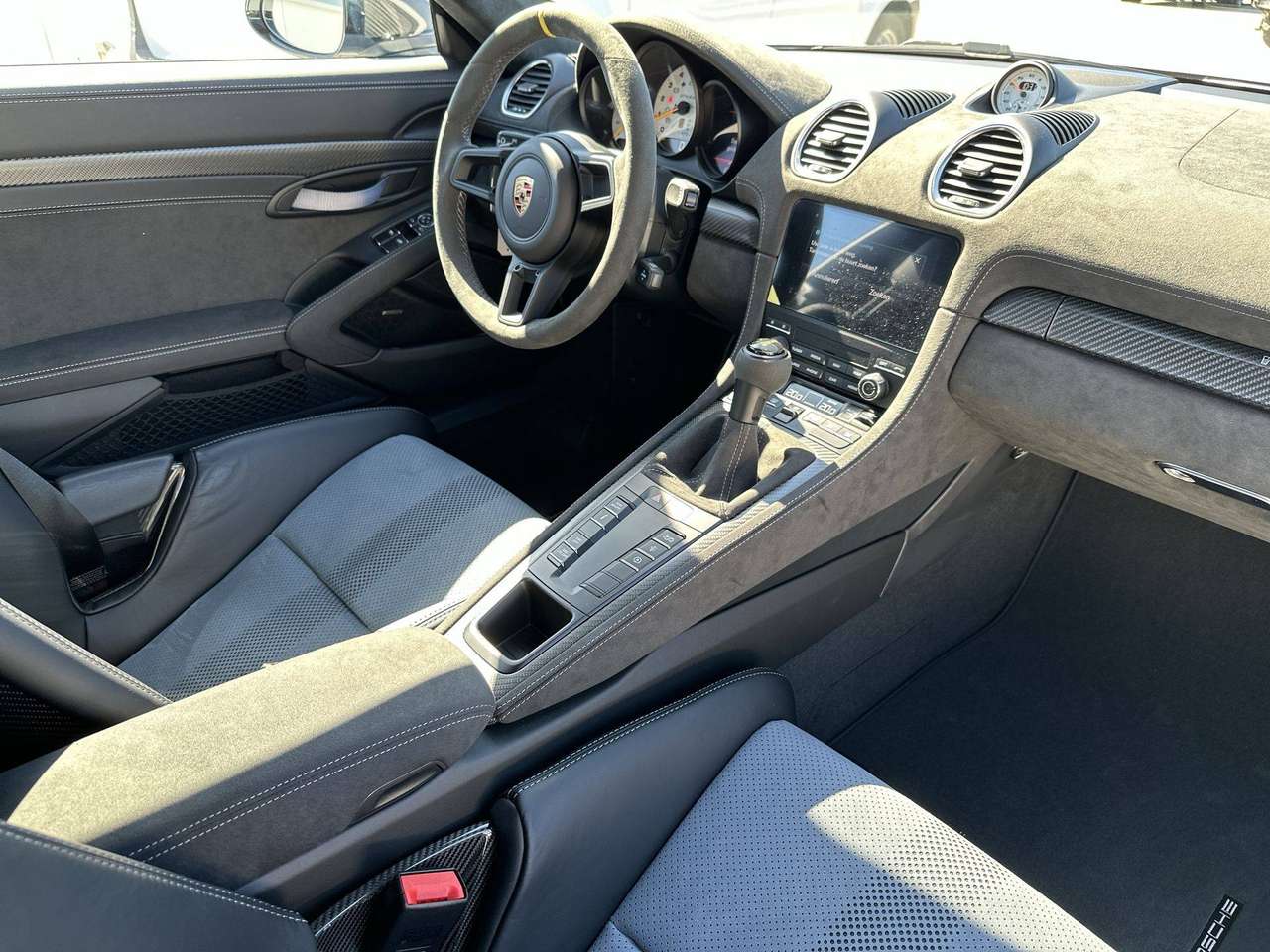 Porsche Cayman GT4 RS/20"/KUIPSTOEL/CLUB SPORT/PARKASSIST — foto 15 van 20