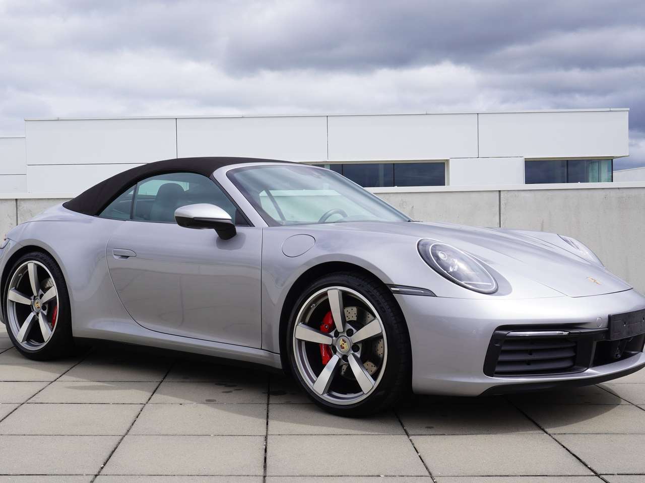 Porsche 992 4S CABRIO/21"/LED PDLS/vol leder/surroundview — foto 4 van 18