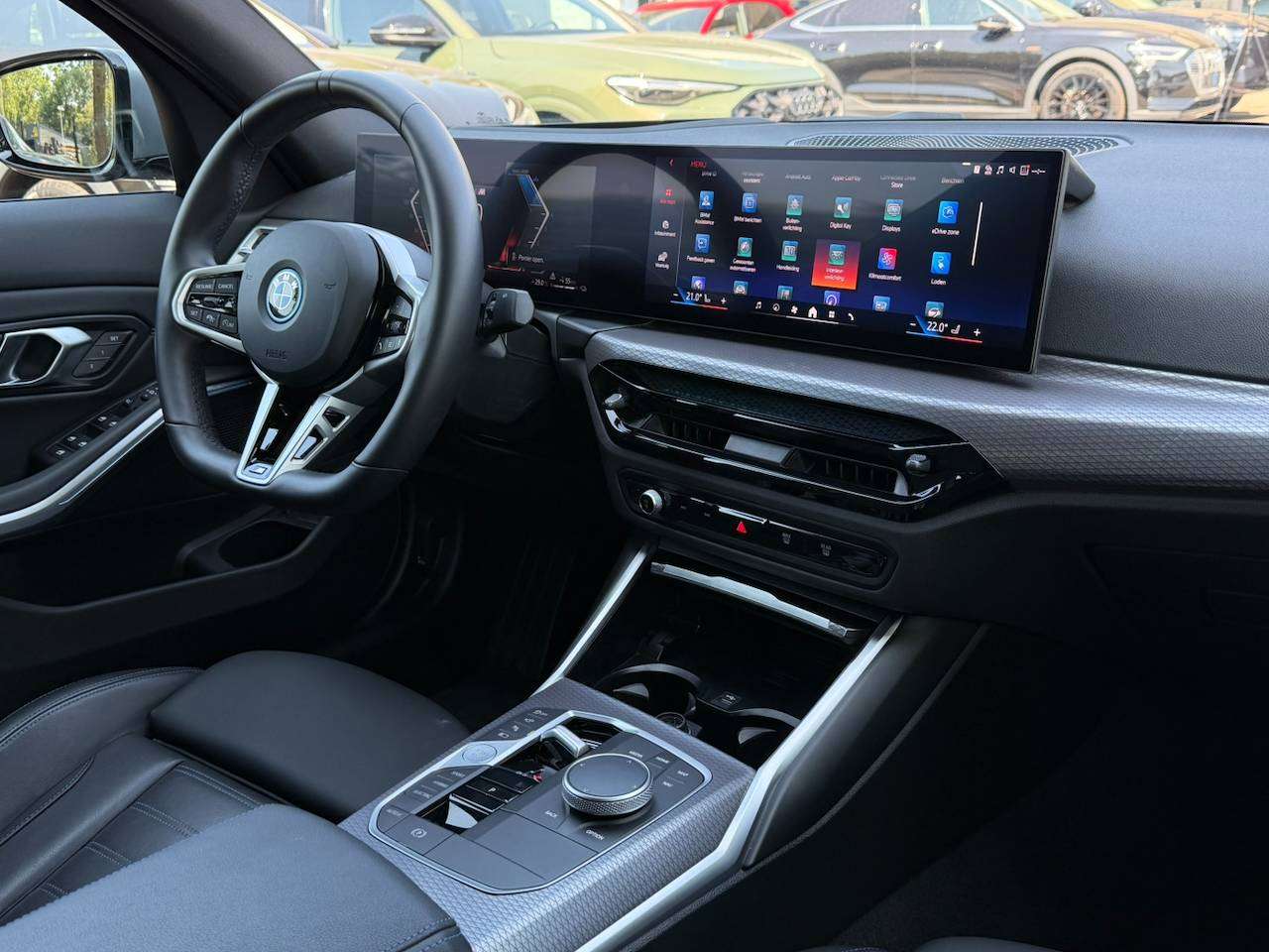 BMW 330 PHEV M-SPORT HEAD-UP LASER MEMORY SEATS CARPLAY ACC — foto 5 van 25