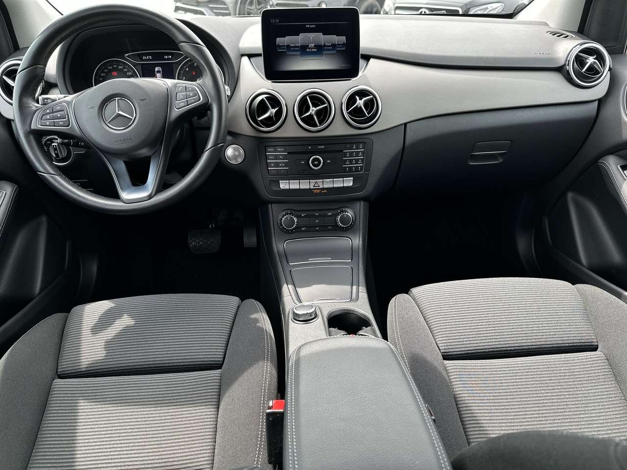 Mercedes-Benz B 180 B 180 PDC +Camera Privacy ramen  LED Verw. zetels — foto 13 van 18