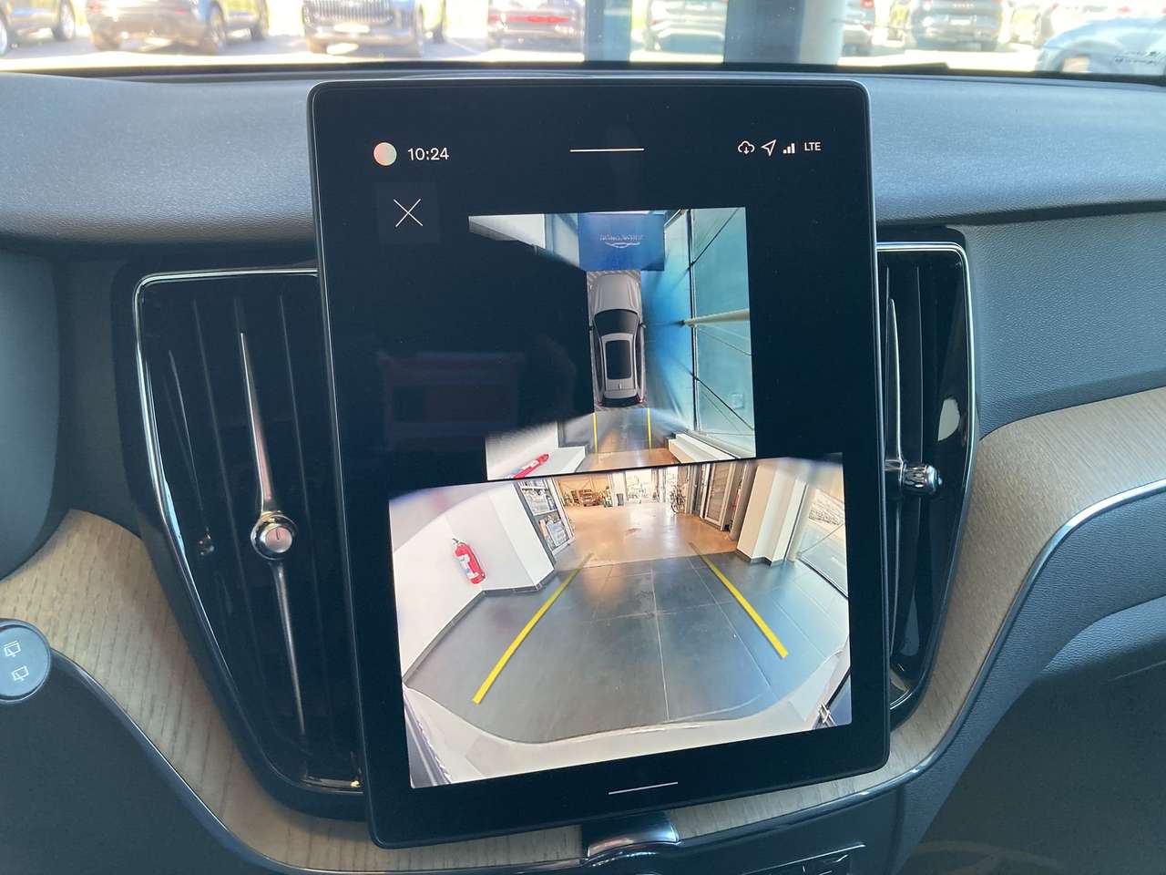 Volvo XC60 PLUS DARK T6 PHEV AWD AUTOMAAT PANO DAK 19000KM!!! — foto 14 van 22