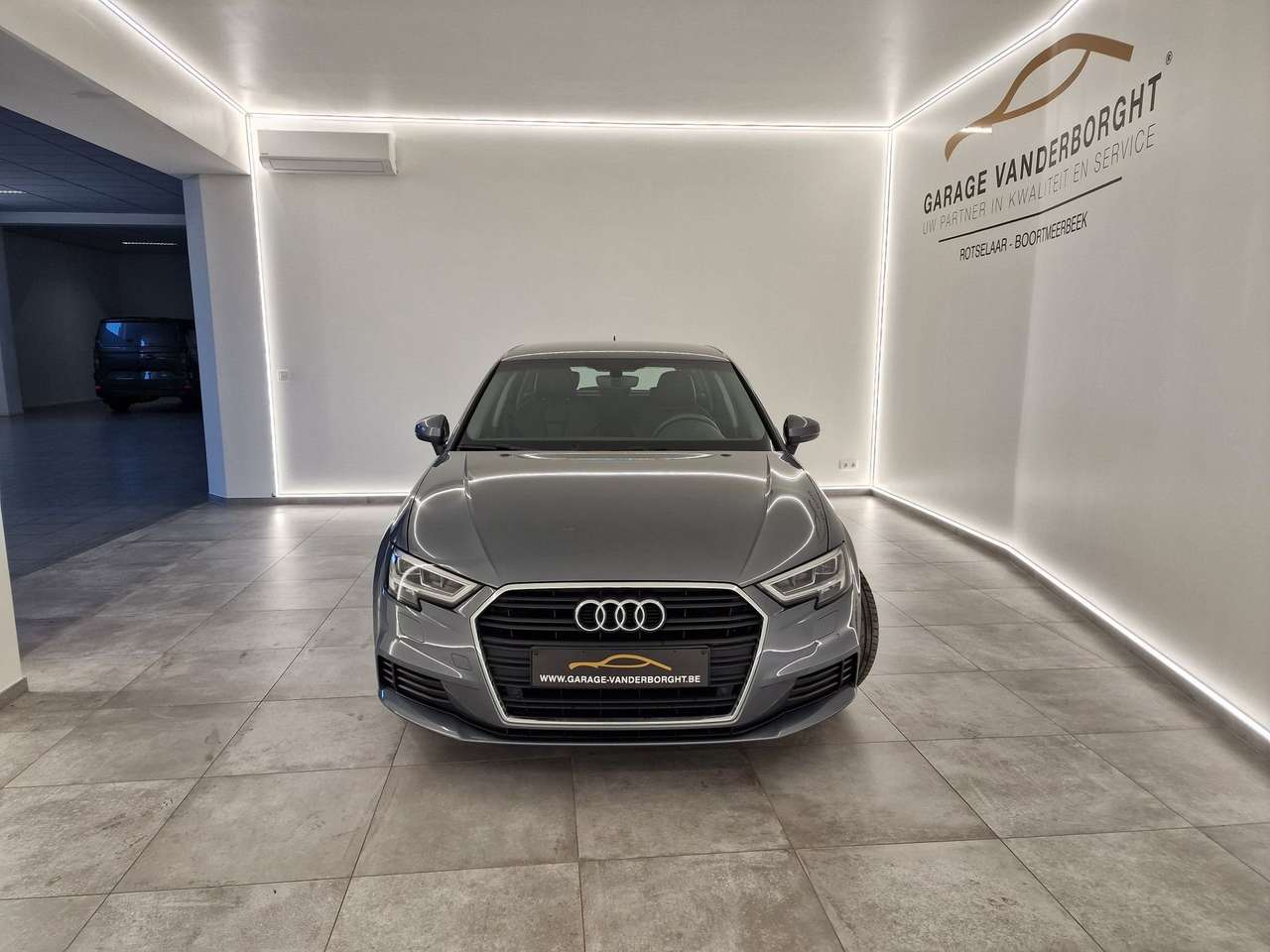 Audi A3 3.0 TFSI BENZINE AUTOMAAT LEDER SLECHTS 16000KM!!!!! — foto 2 van 15