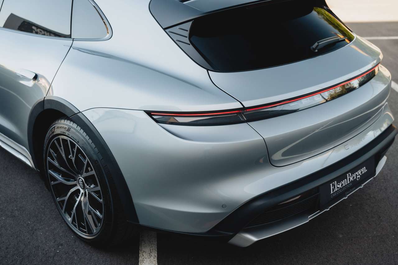 Porsche Taycan 4S Cross Turismo 93.4kWh Performance Battery Plus - 1st. Hand - Porsche History — foto 2 van 25