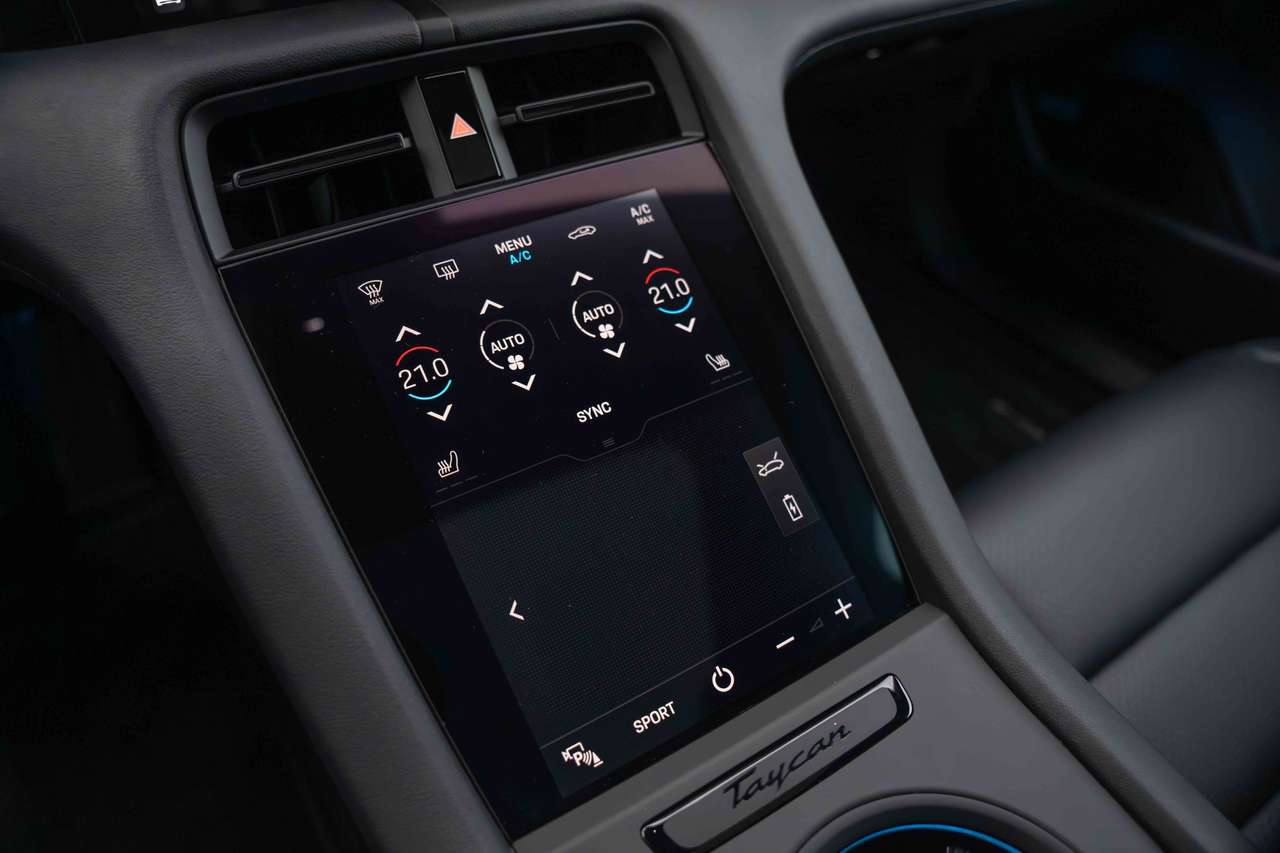 Porsche Taycan 4 Cross Turismo SOH94%/PANODAK/21'/BOSE/LUCHTV/MEMORY/CARPLAY/LANE — foto 21 van 25