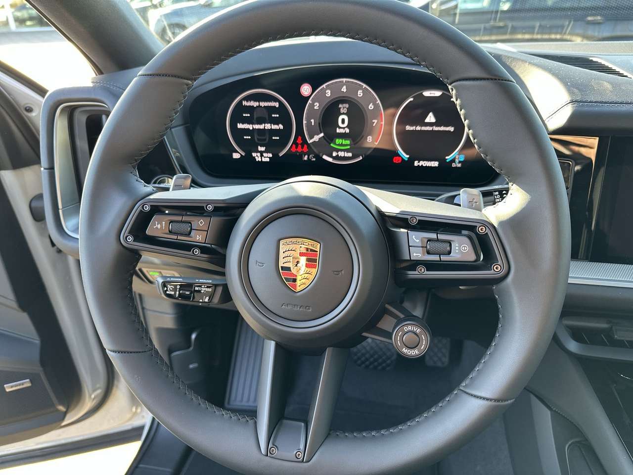 Porsche Cayenne coupé/E-Hybr NIEUW MODEL/36gr Co2/CATALOGUSPRIJS: 160.950 EURO - 10%/LUCHTV/LED — foto 15 van 16
