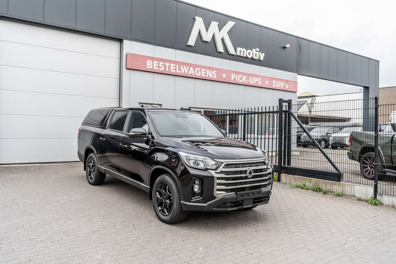 KGM Musso Grand 2.2D 4X4 Style - Automaat - 35.500ex — foto 18 van 19