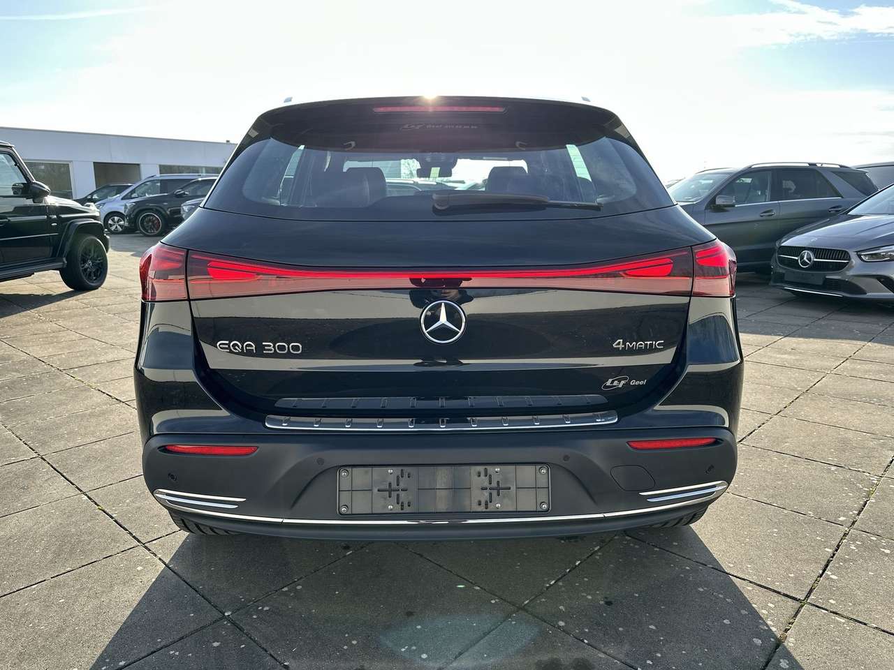 Mercedes-Benz EQA 300 EQA 300 4M Progressive 18" Camera Advanced — foto 8 van 14